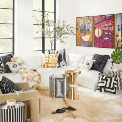 Rita Accent Table -CozyNest Store webimage Nikkichu LivingRoom 02 022223588 02 square